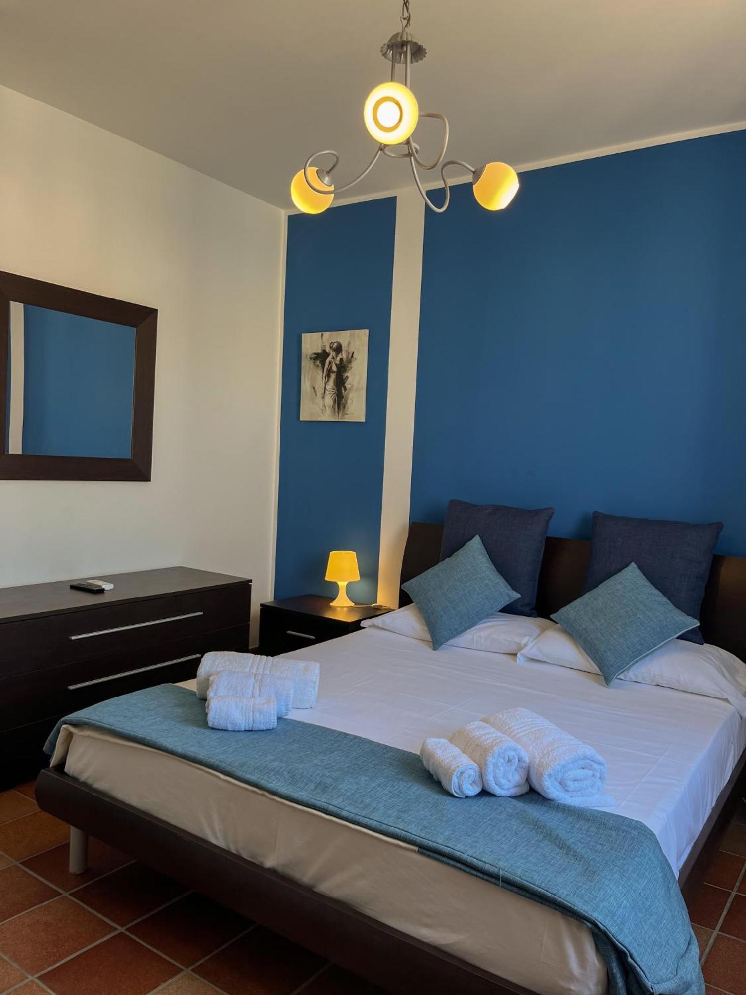 Orsola Apartments Favignana Room photo