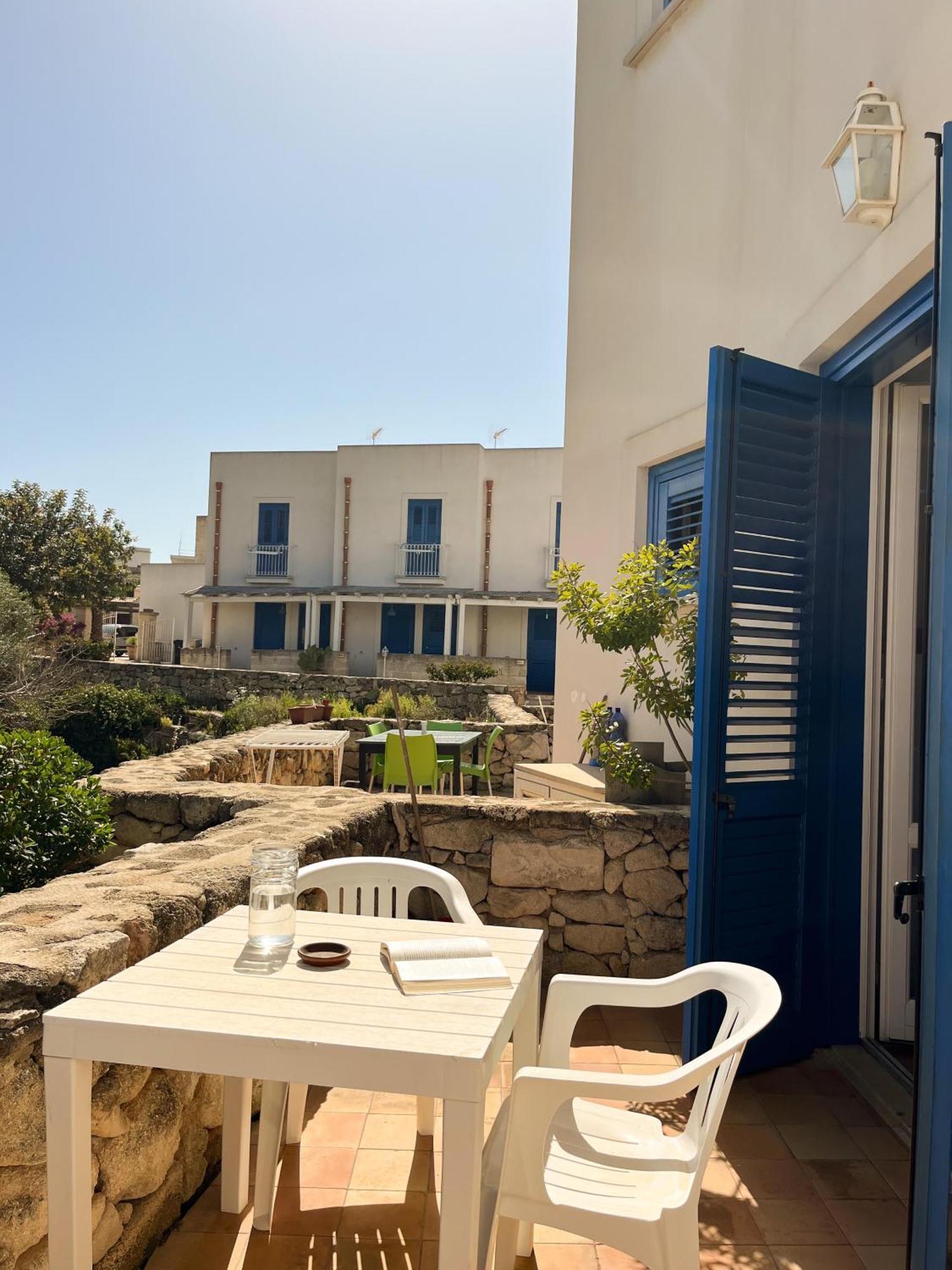 Orsola Apartments Favignana Room photo