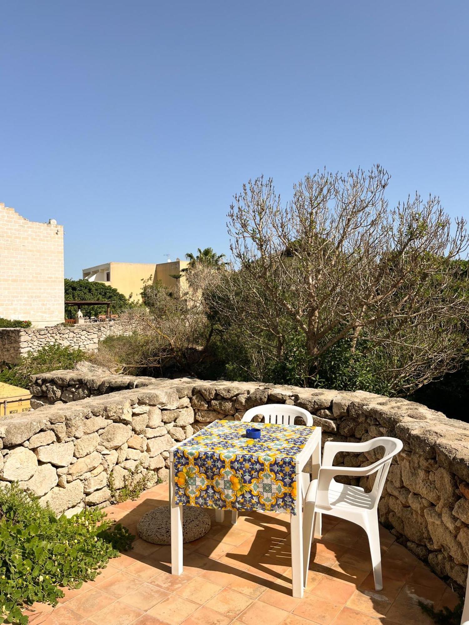 Orsola Apartments Favignana Room photo